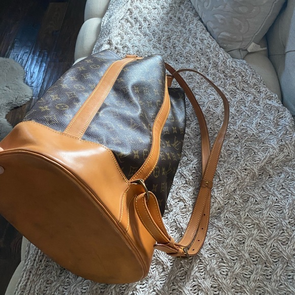 Louis Vuitton Randonnee GM backpack. - Picture 5 of 12